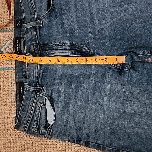 SALE ⚠️ LUCKY Brand 🍀 221 Straight Leg Light Wash Jeans - Picture 9 of 11